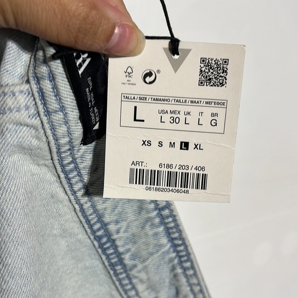 NEW ZARA Light Wash Denim Skirt Size Large - Picture 7 of 8